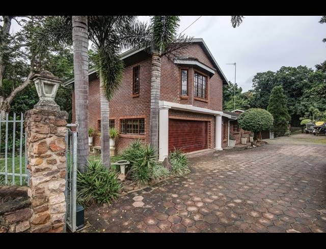 4 BEDROOM HOUSE FOR SALE IN DAWNCLIFFE